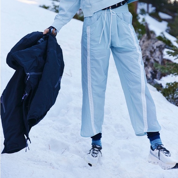 FREE PEOPLE MOVEMENT The Champ Is Here Artic Snow - Picture 2 of 6